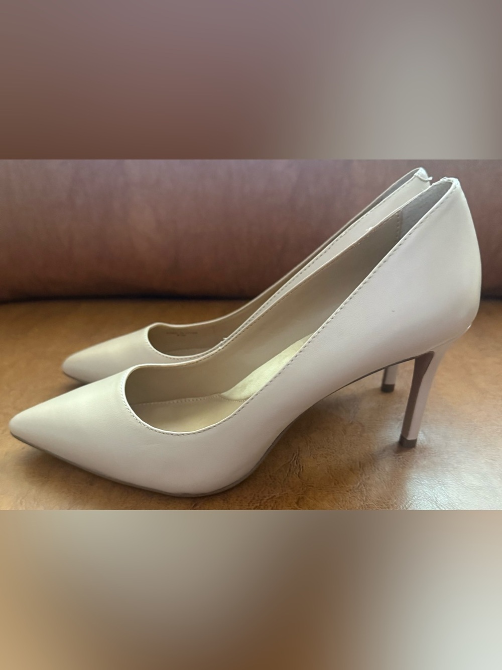 Banana Republic Delphine Nude Pointed Toe Stiletto Pumps Heels 8.5M - Picture 7 of 10